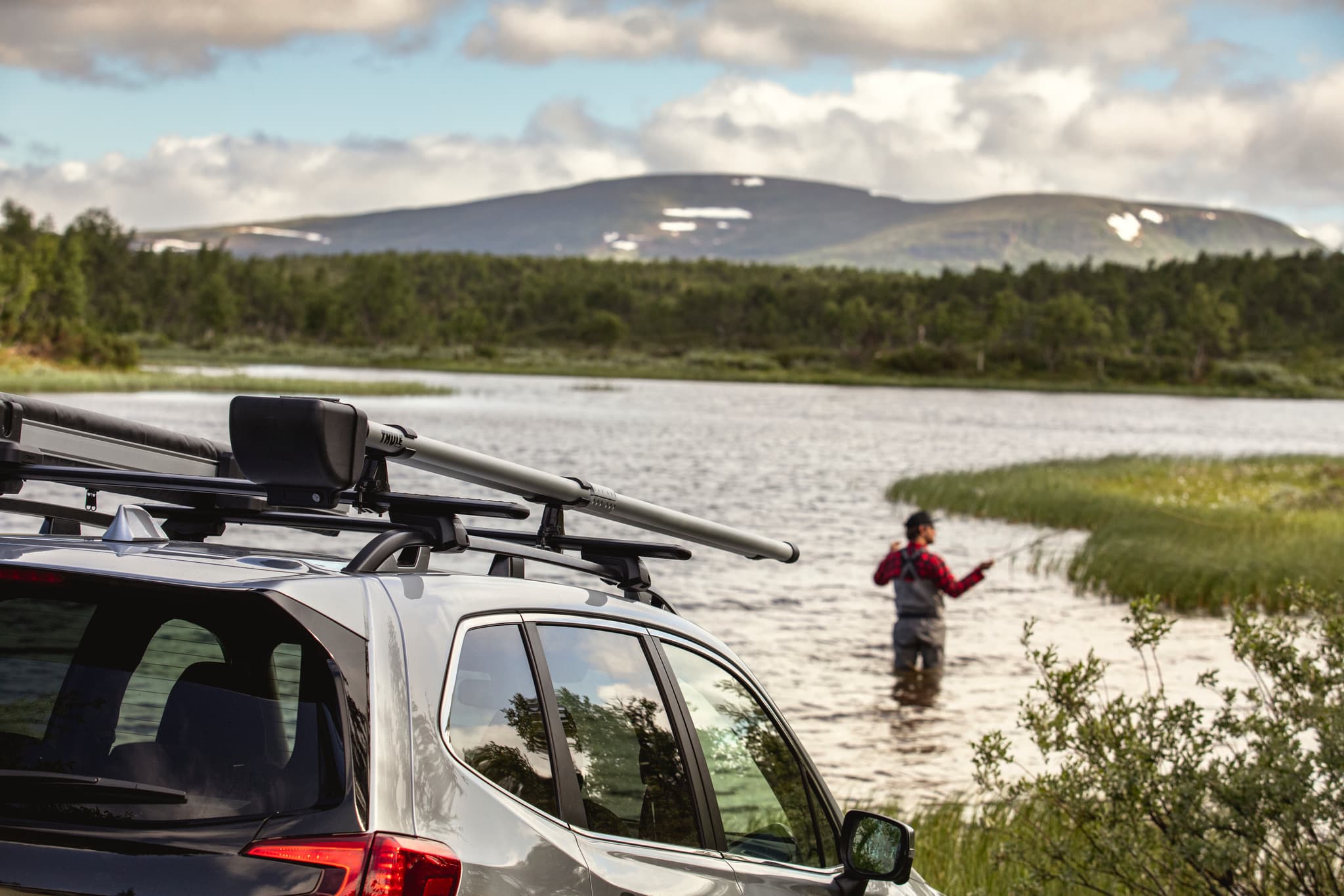 Thule Enclosed Fishing Pole Racks