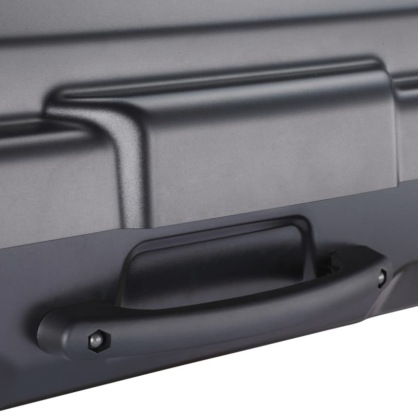 close up of handle of Inno BRM720MBK roof gear case