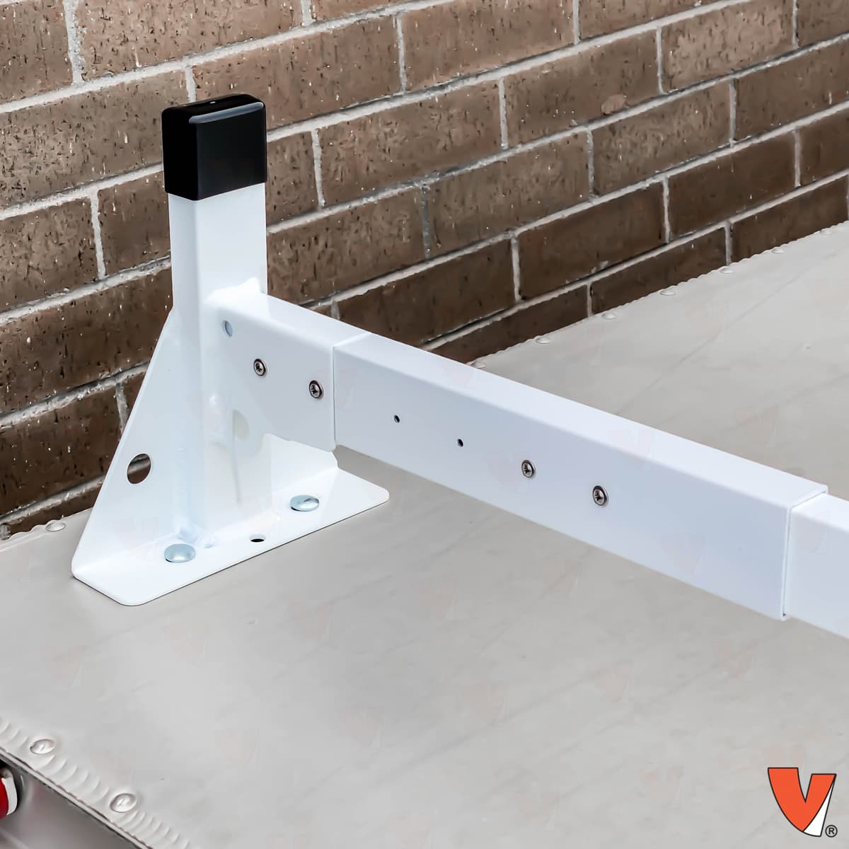 Vantech H1 Box Truck Aluminum Rack System - Top Mount 9