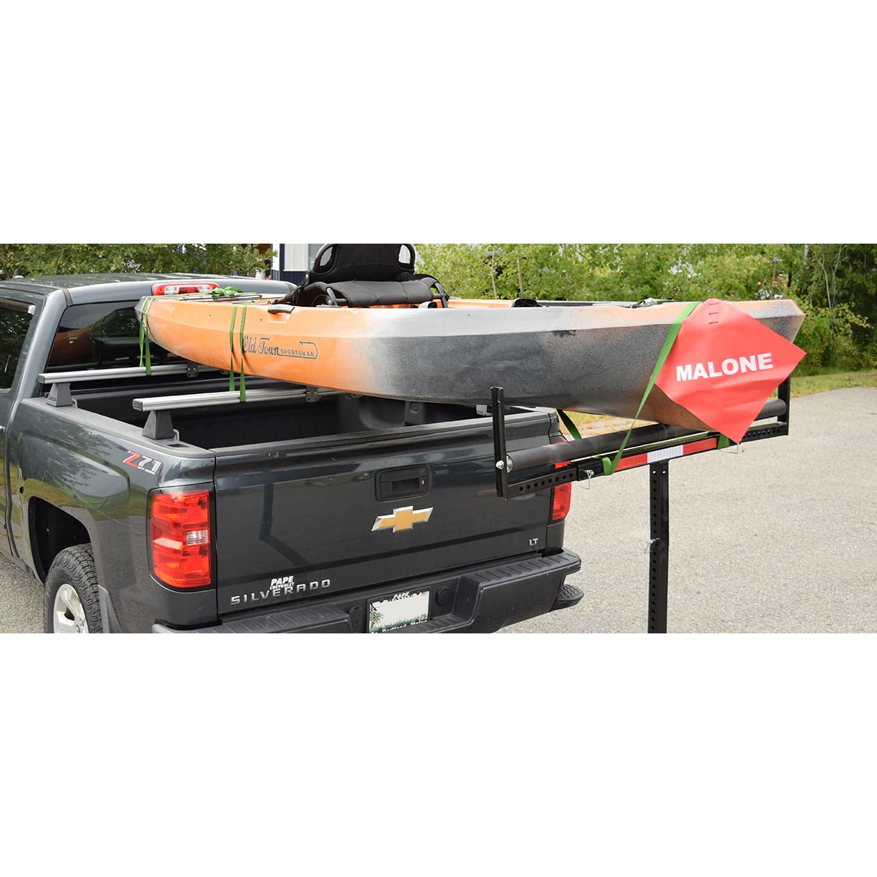 malone mpg930 bunk kit with kayak side view