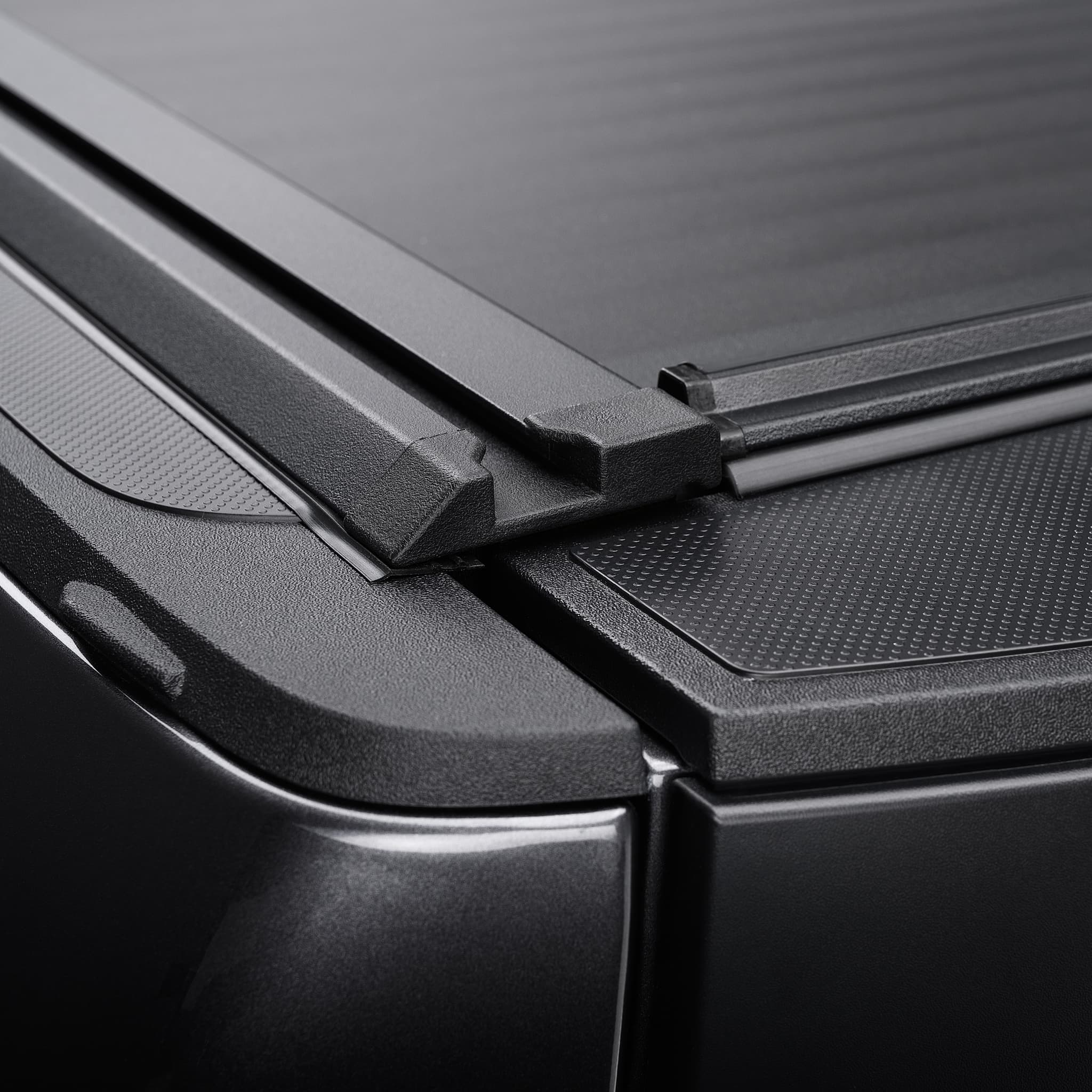 Roll-N-lock A-series xt tonneau cover truck bed maxtrak rails