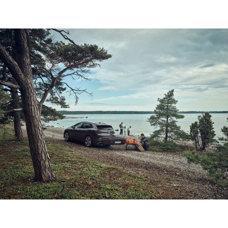 Thule Arcos Hitch Mounted Cargo Box 4