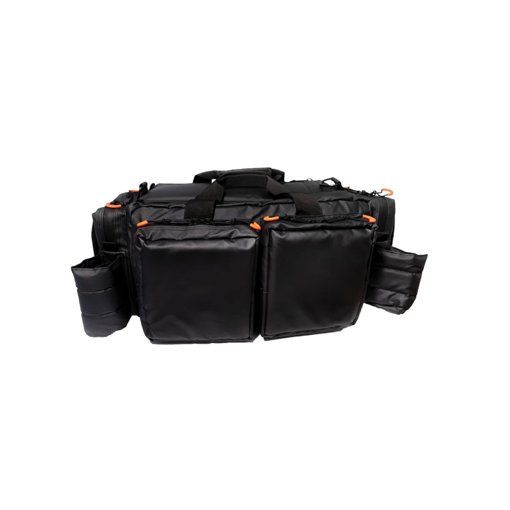 profile view of maxtrax recovery kit bag with side pockets pulled out on white background