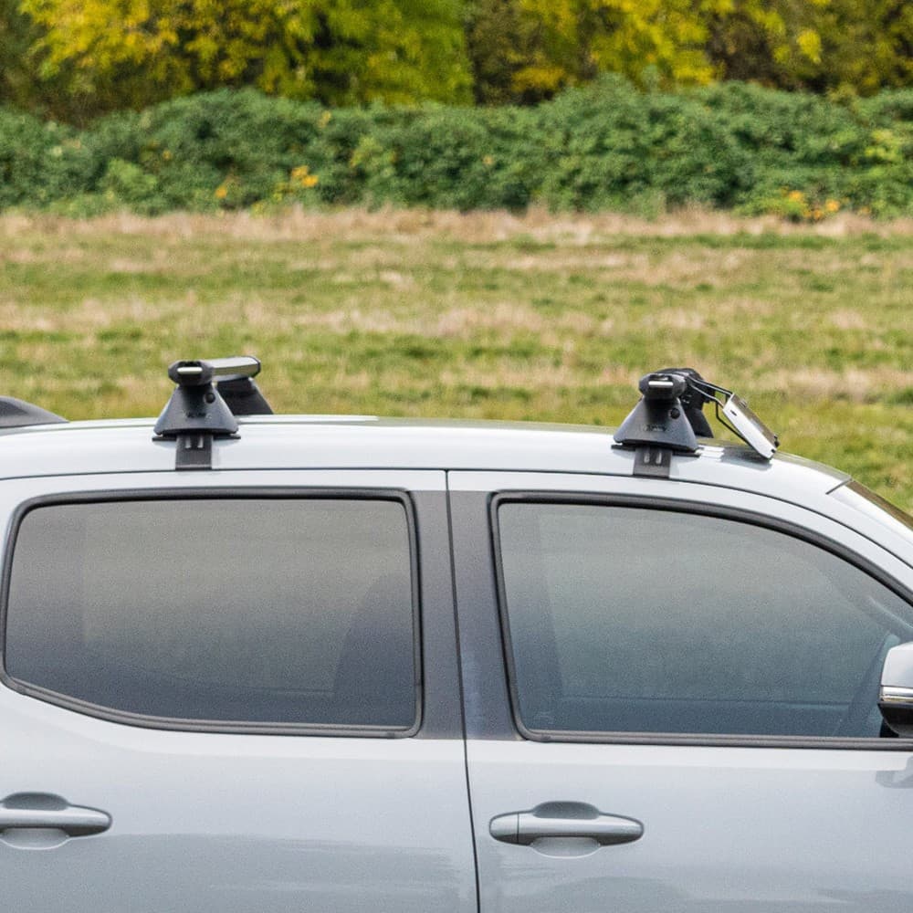 Yakima BaseLine Complete Bare Roof Rack with HD Bars