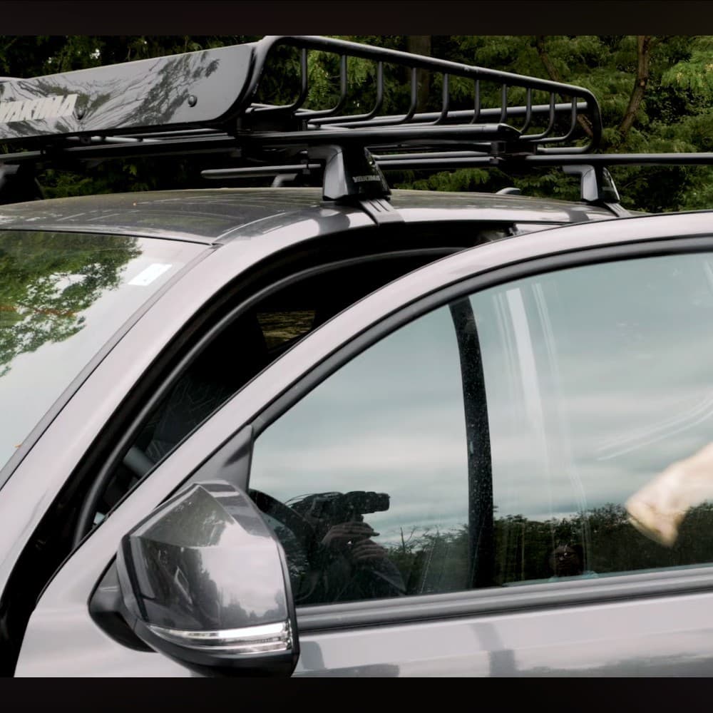 Yakima BaseLine Complete Bare Roof Rack for Truck