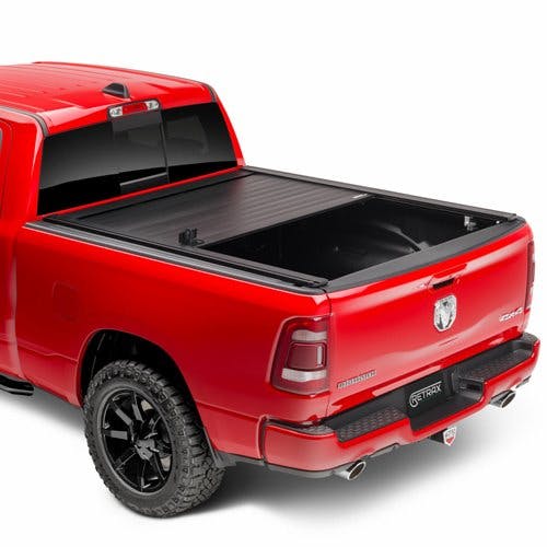 RetraxONE XR Tonneau Cover T-60841 Tundra CrewMax 5.5' Bed with Deck Rail System 2007-2019 3