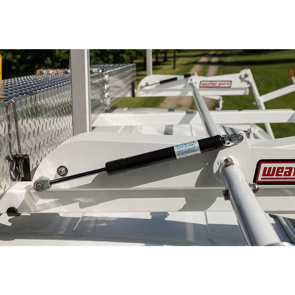 WeatherGuard 2291-3-01 EZGLIDE2 Extended Drop-Down Van Ladder Rack El Struts